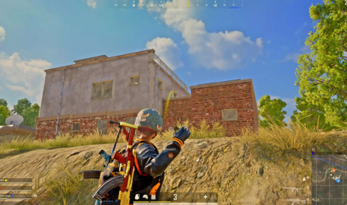 绝地求生怎么扔瞬炸雷3